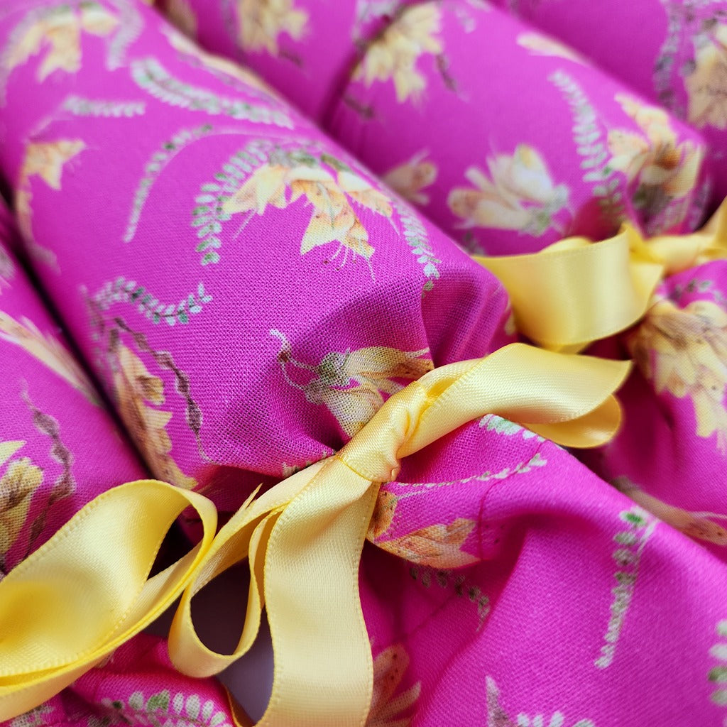 Kowhai Mawhero (6 Reusable Christmas Crackers)