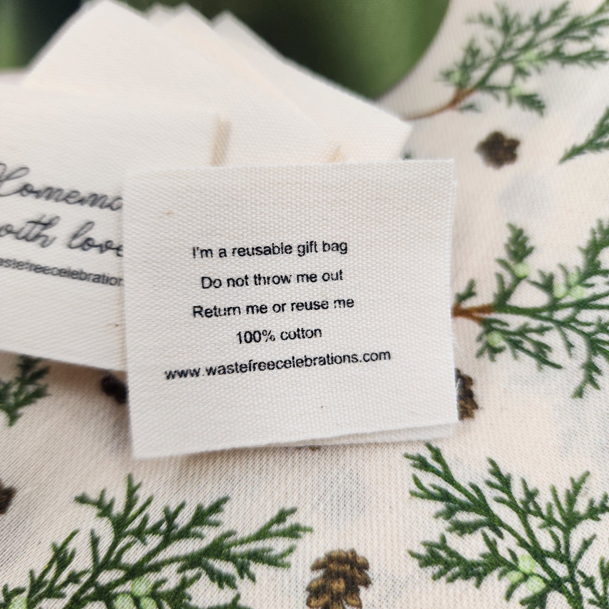 Nadarrach Pincons (SYO Reusable Gift Bag Set)