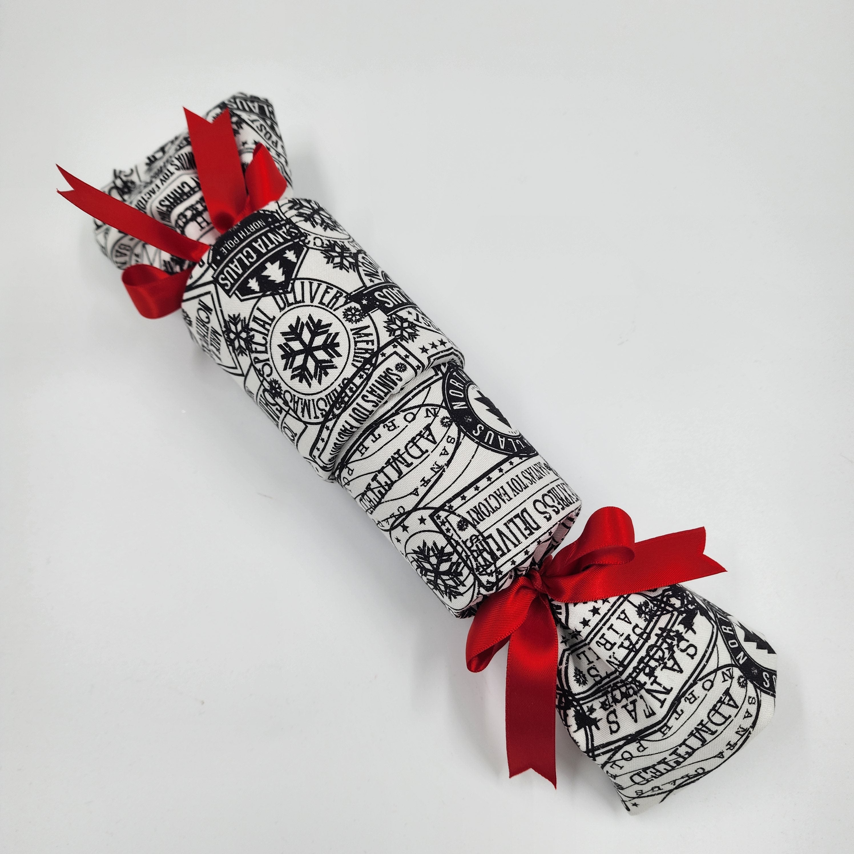 Single reusable crackers