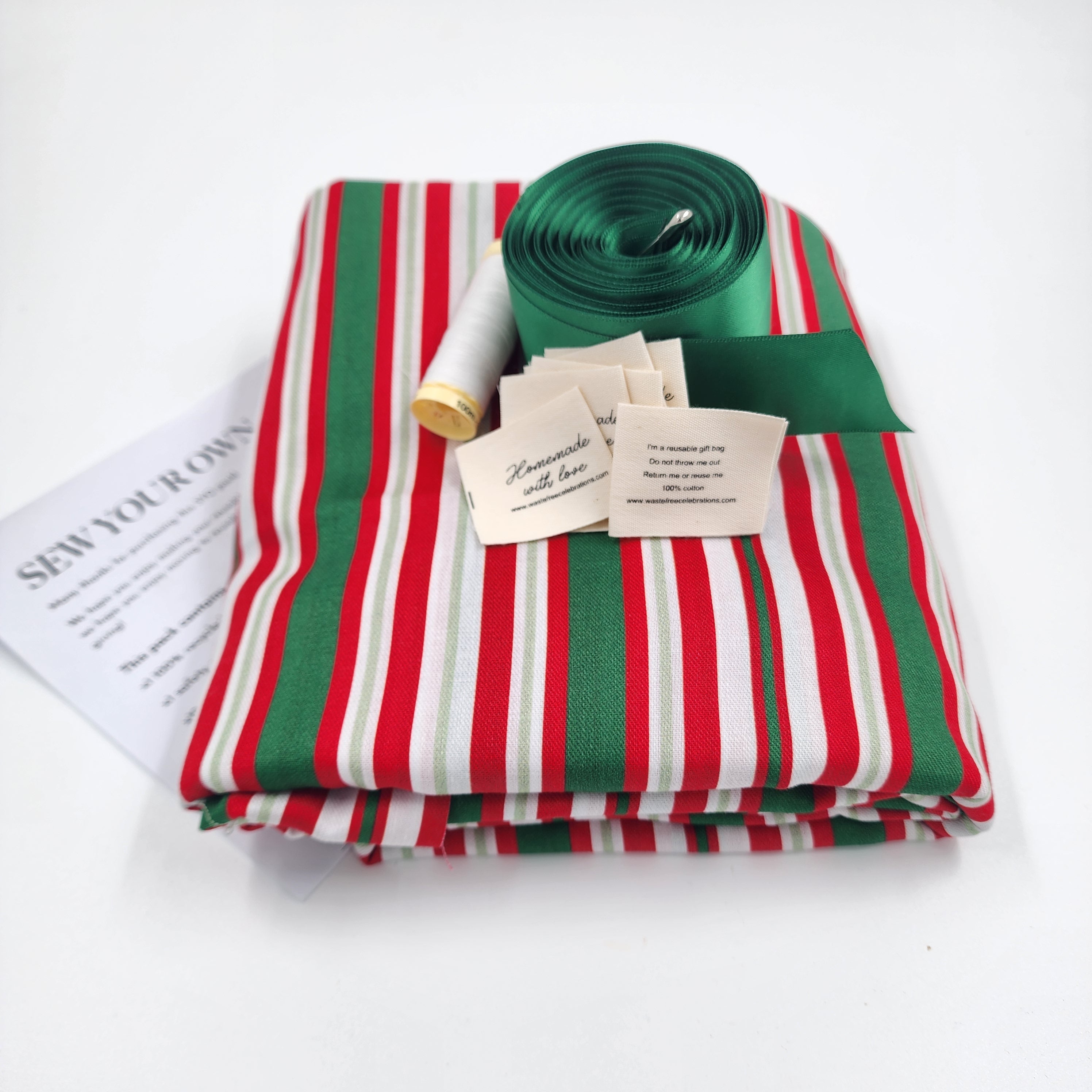 Scandi Julrander (SYO Reusable Gift Bag Set)